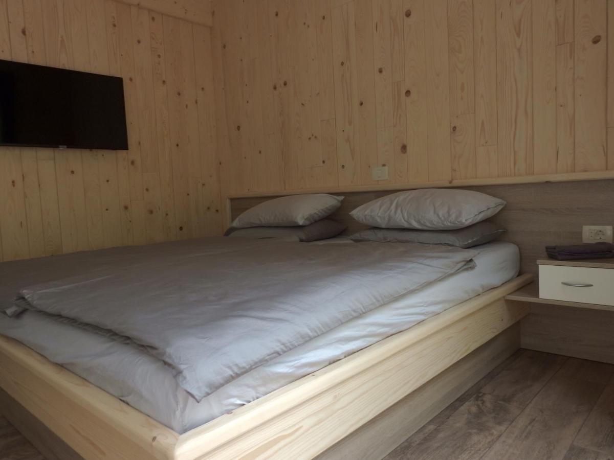 Pocitniski Hisici - Small Holiday Houses Ajdovščina Eksteriør bilde