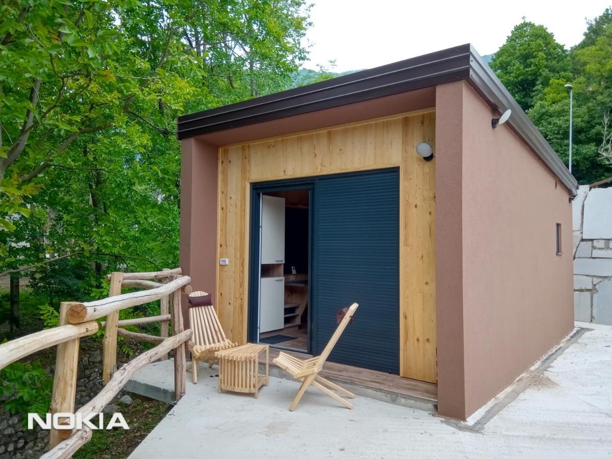Pocitniski Hisici - Small Holiday Houses Ajdovščina Eksteriør bilde